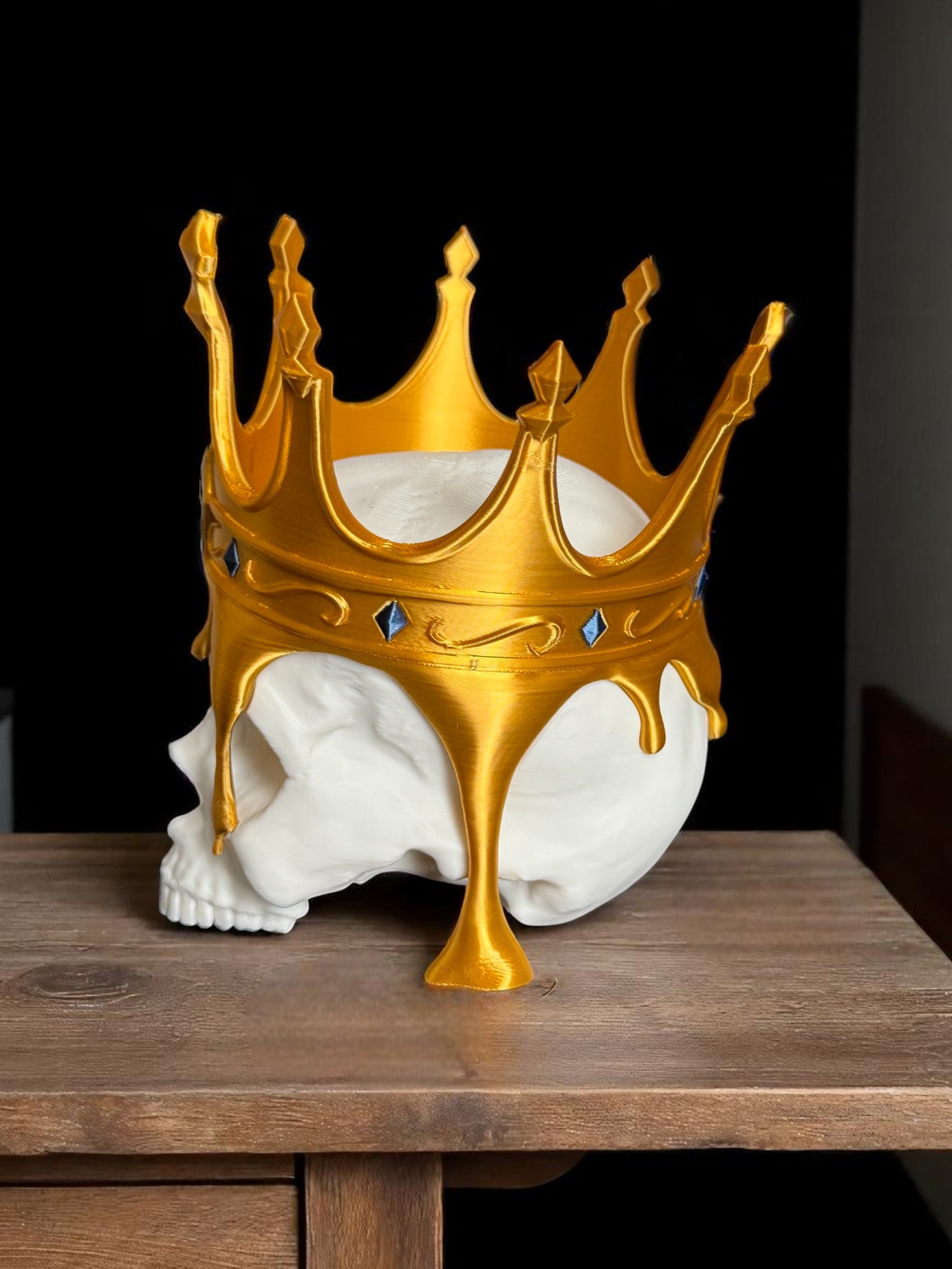 Dripping Crown Skull