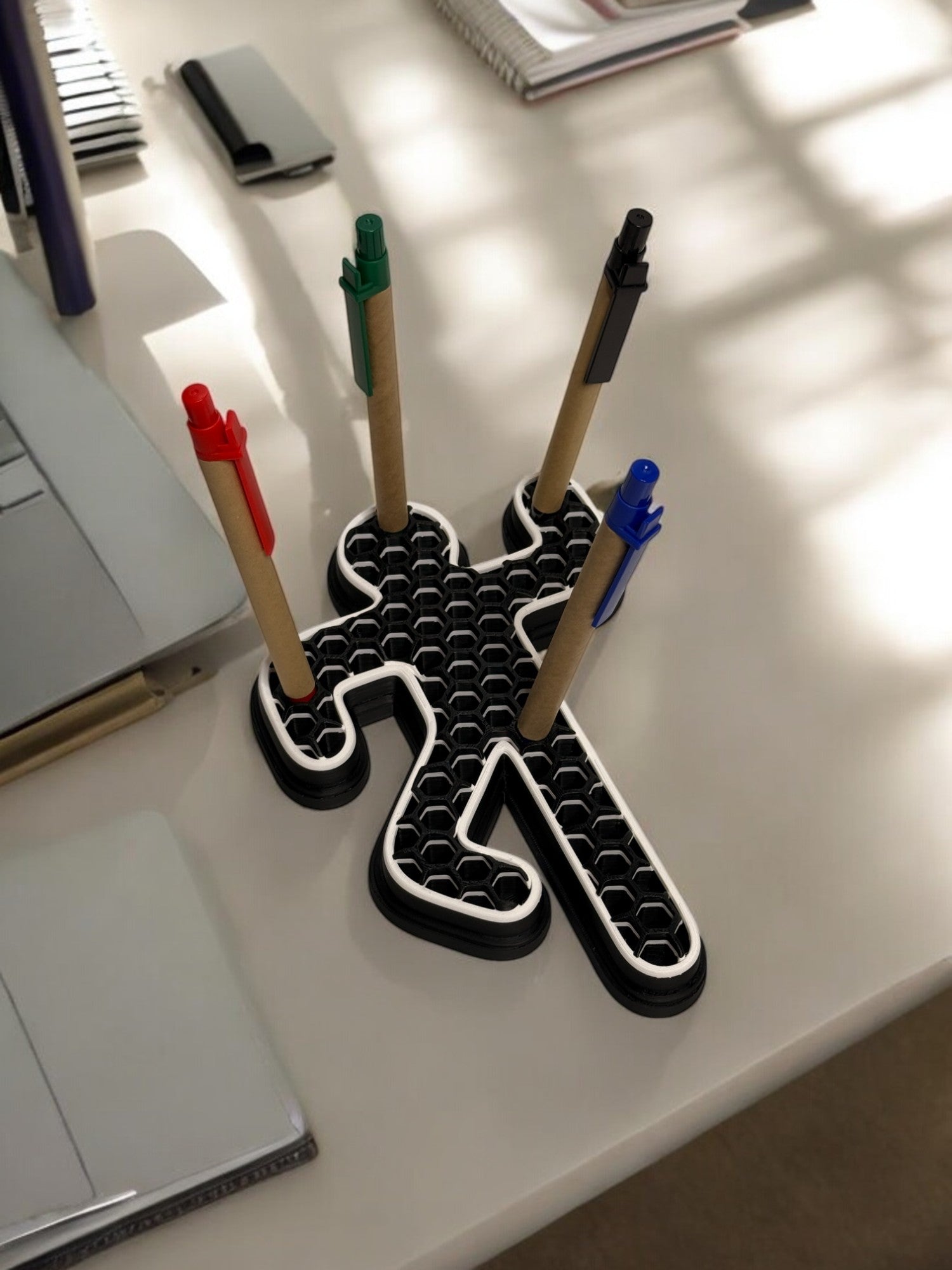 Chalk Outline Pen Holder