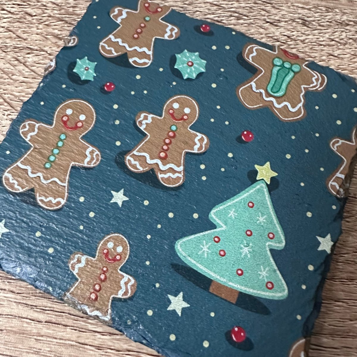 Christmas Patterns Slate Coasters - Gingerbread Man and Christmas Tree Cookies - GameOn.games